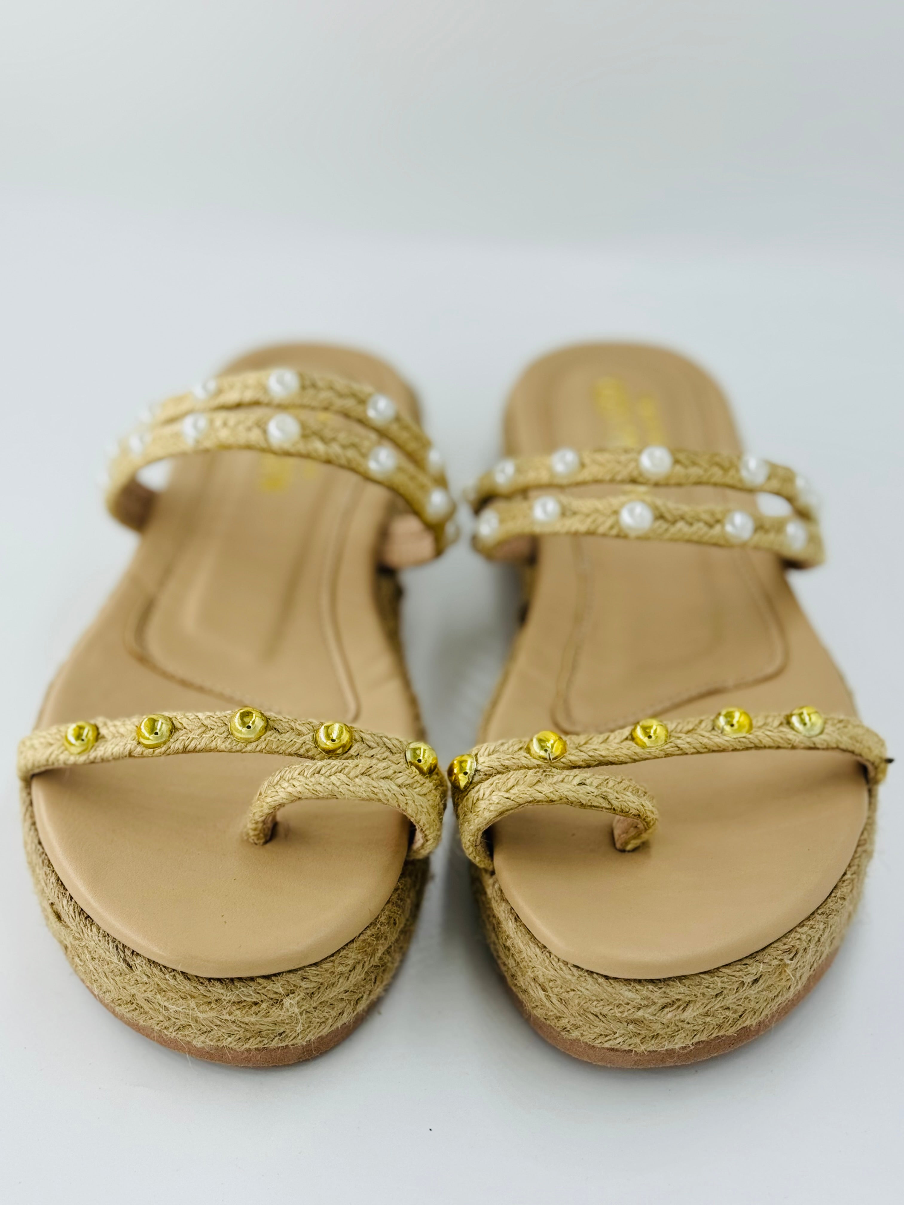 white and gold pearls