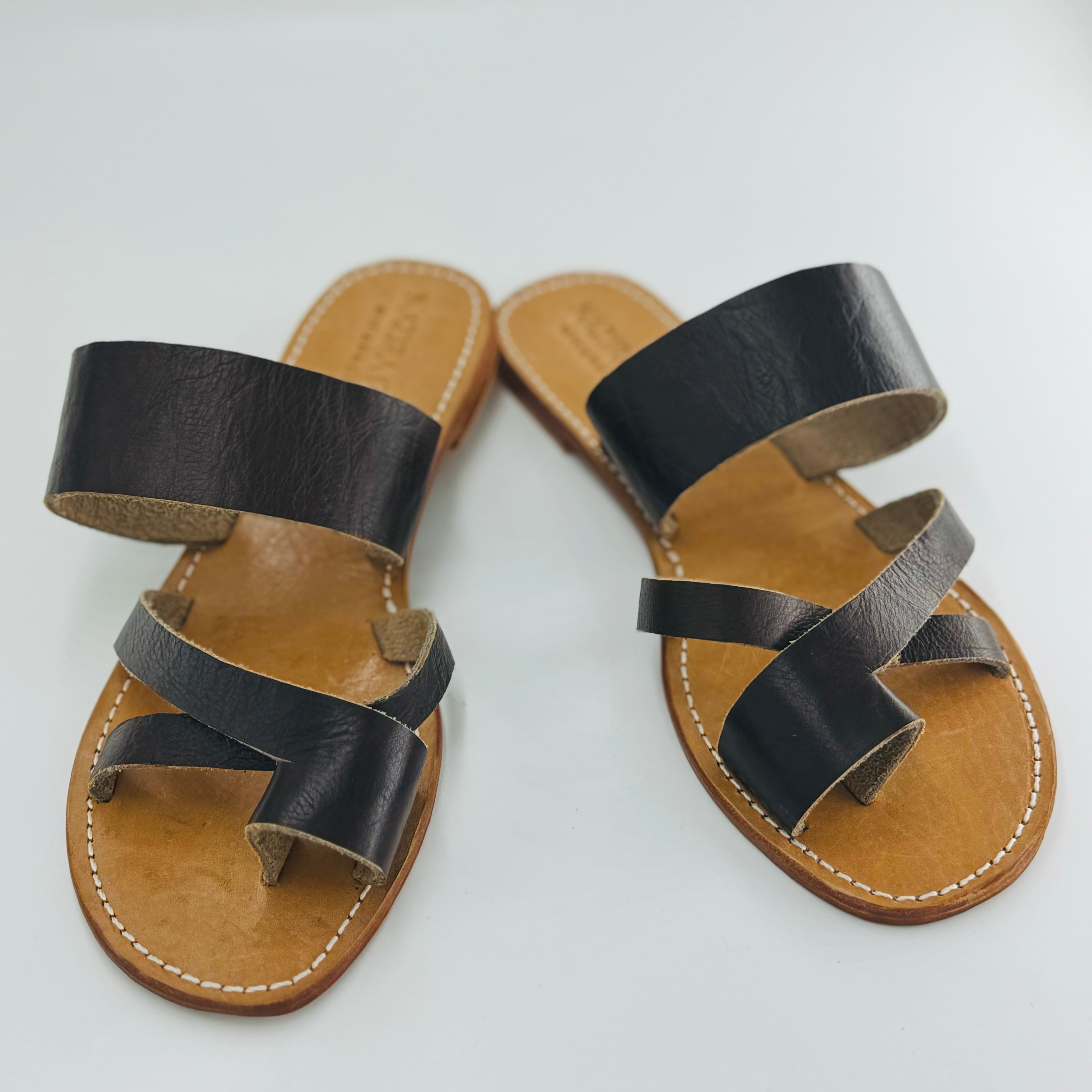 Leather women criss cross thong sandals