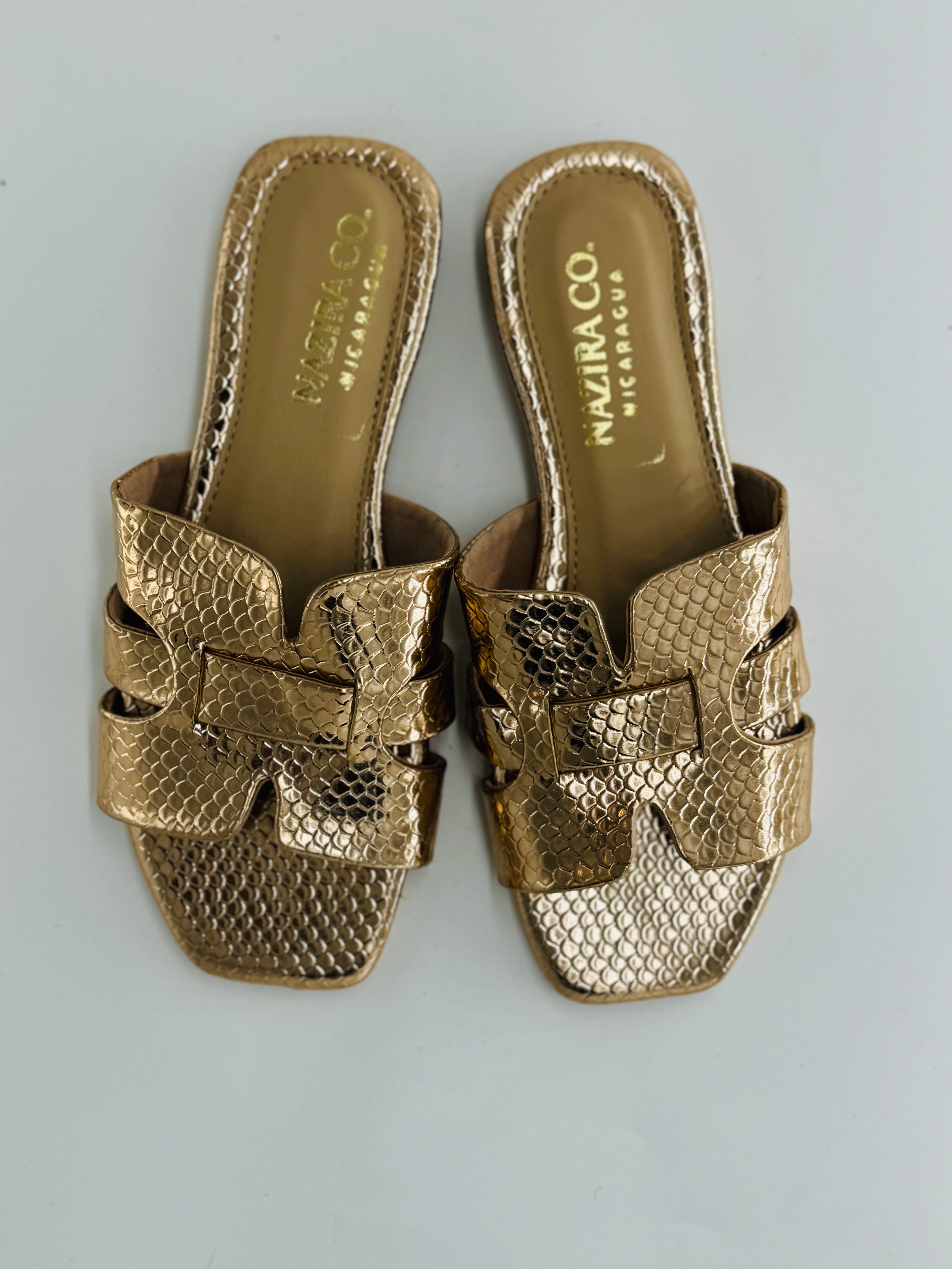Bohemian Style Tip Flats