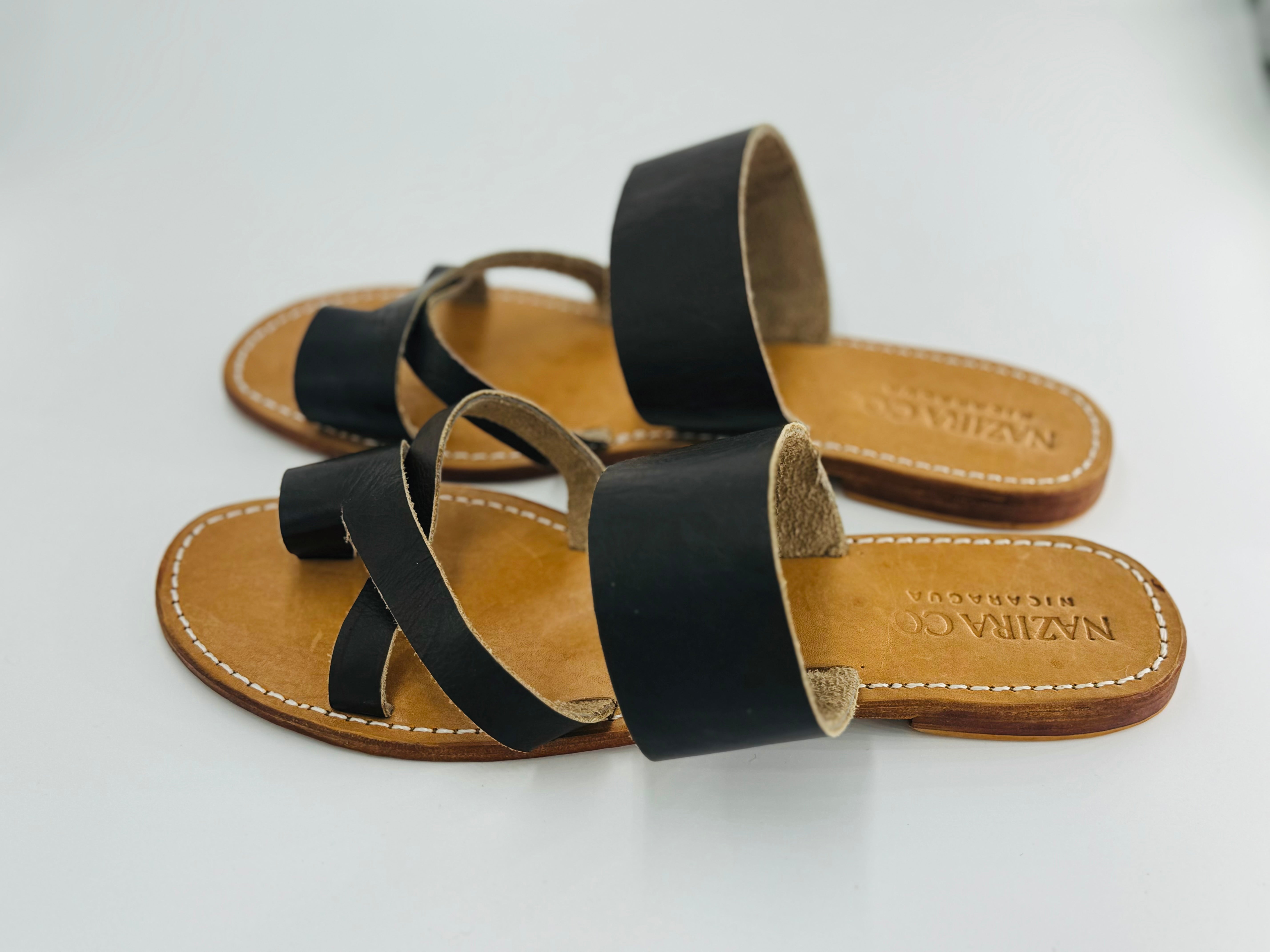Leather women criss cross thong sandals